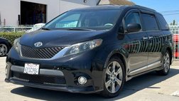 2013 Toyota Sienna SE 8-Passenger