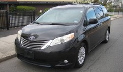 2011 Toyota Sienna XLE 8-Passenger