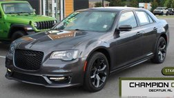 2023 Chrysler 300 Touring L