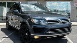 2016 Volkswagen Touareg VR6 Lux