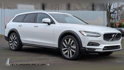 2022 Volvo V90 Cross Country B6