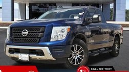 2023 Nissan Titan SV