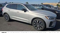 2025 Volvo XC60 B5 Plus Dark Theme