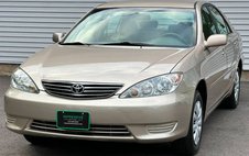 2005 Toyota Camry LE