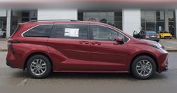 2026 Toyota Sienna LE 8-Passenger