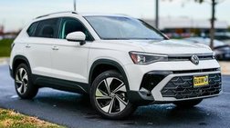 2025 Volkswagen Taos SE 4Motion