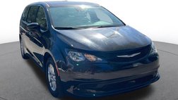 2024 Chrysler Voyager LX