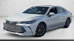 2022 Toyota Avalon Hybrid XLE