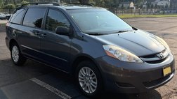 2010 Toyota Sienna LE 7-Passenger