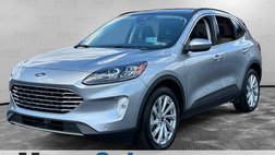 2022 Ford Escape Hybrid Titanium