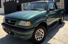 2001 Mazda B-Series Truck B3000 SE