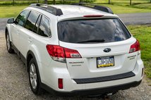 2011 Subaru Outback 2.5i Premium