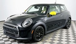 2023 MINI Hardtop Cooper SE