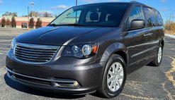 2016 Chrysler Town and Country Touring