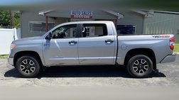 2017 Toyota Tundra SR5