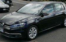 2018 Volkswagen Golf SE