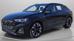 2025 Audi Q8 quattro Prestige 55 TFSI