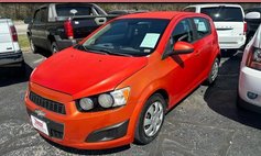 2013 Chevrolet Sonic LS Auto
