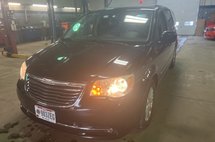 2014 Chrysler Town and Country Touring
