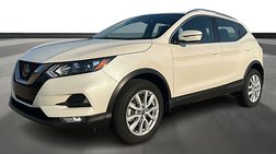 2022 Nissan Rogue Sport SV
