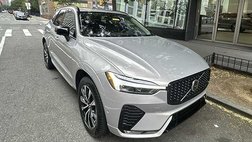 2025 Volvo XC60 B5 Plus Dark Theme