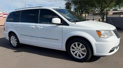 2016 Chrysler Town and Country Touring