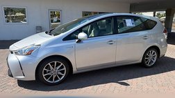 2017 Toyota Prius v Five