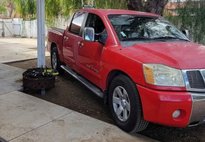 2005 Nissan Titan LE