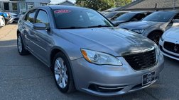 2013 Chrysler 200 Touring