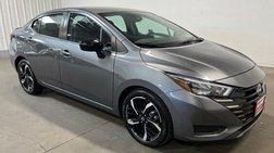 2024 Nissan Versa SR