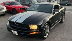 2005 Ford Mustang V6 Deluxe