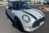 2017 MINI Hardtop Cooper