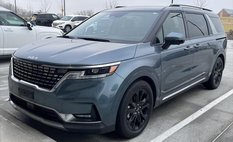 2023 Kia Carnival SX