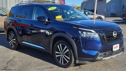 2023 Nissan Pathfinder Platinum