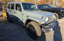 2025 Jeep Wrangler Sahara 4xe