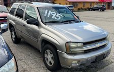 2002 Chevrolet TrailBlazer LS 2WD