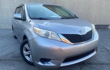 2011 Toyota Sienna LE 8-Passenger