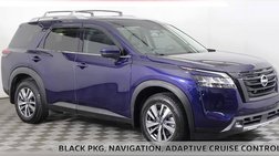2022 Nissan Pathfinder SL