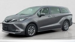 2023 Toyota Sienna XLE 7-Passenger