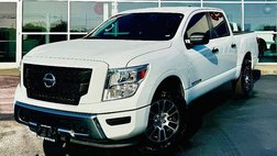 2022 Nissan Titan SV