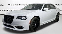 2023 Chrysler 300 Touring L
