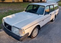 1993 Volvo 240 Base