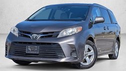 2019 Toyota Sienna LE