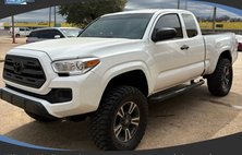 2017 Toyota Tacoma SR