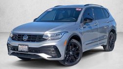 2022 Volkswagen Tiguan SE R-Line Black
