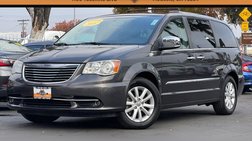 2015 Chrysler Town and Country Limited Platinum