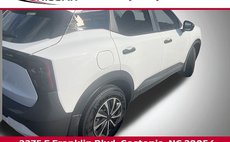 2025 Nissan Kicks S