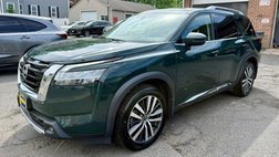 2022 Nissan Pathfinder Platinum