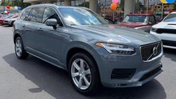 2022 Volvo XC90 T5 Momentum