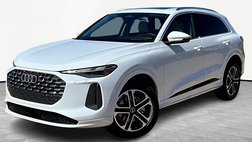 2025 Audi Q5 quattro Premium TFSI